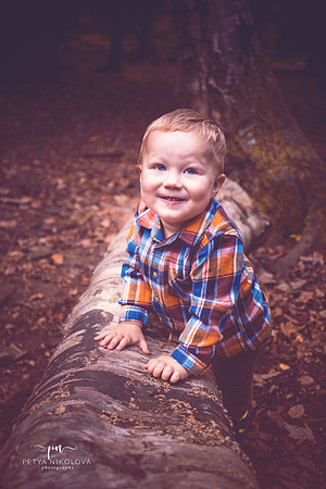 outdoor autumn kid portraits london epping forest