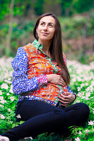 nikolovaphotography outdoor photography mum to be london maternity photography